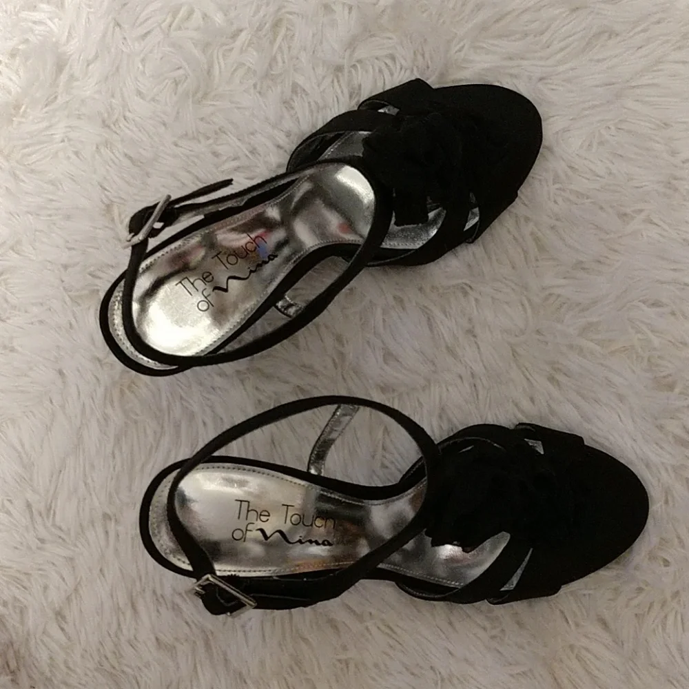 New Black Nina Strappy Heels sz 7.5